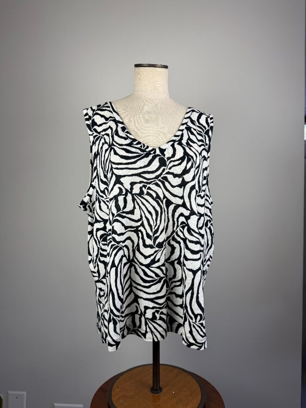 Zebra printed linen tank